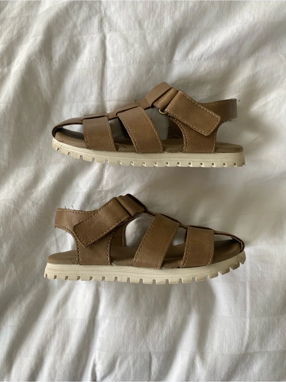GAP Toddler/Kids Tan Brown Fisherman Sandals Size 8